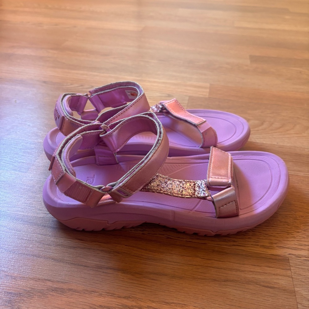 TEVA X CHRISTIAN COWAN PINK HURRICANE XLT2 SANDALS